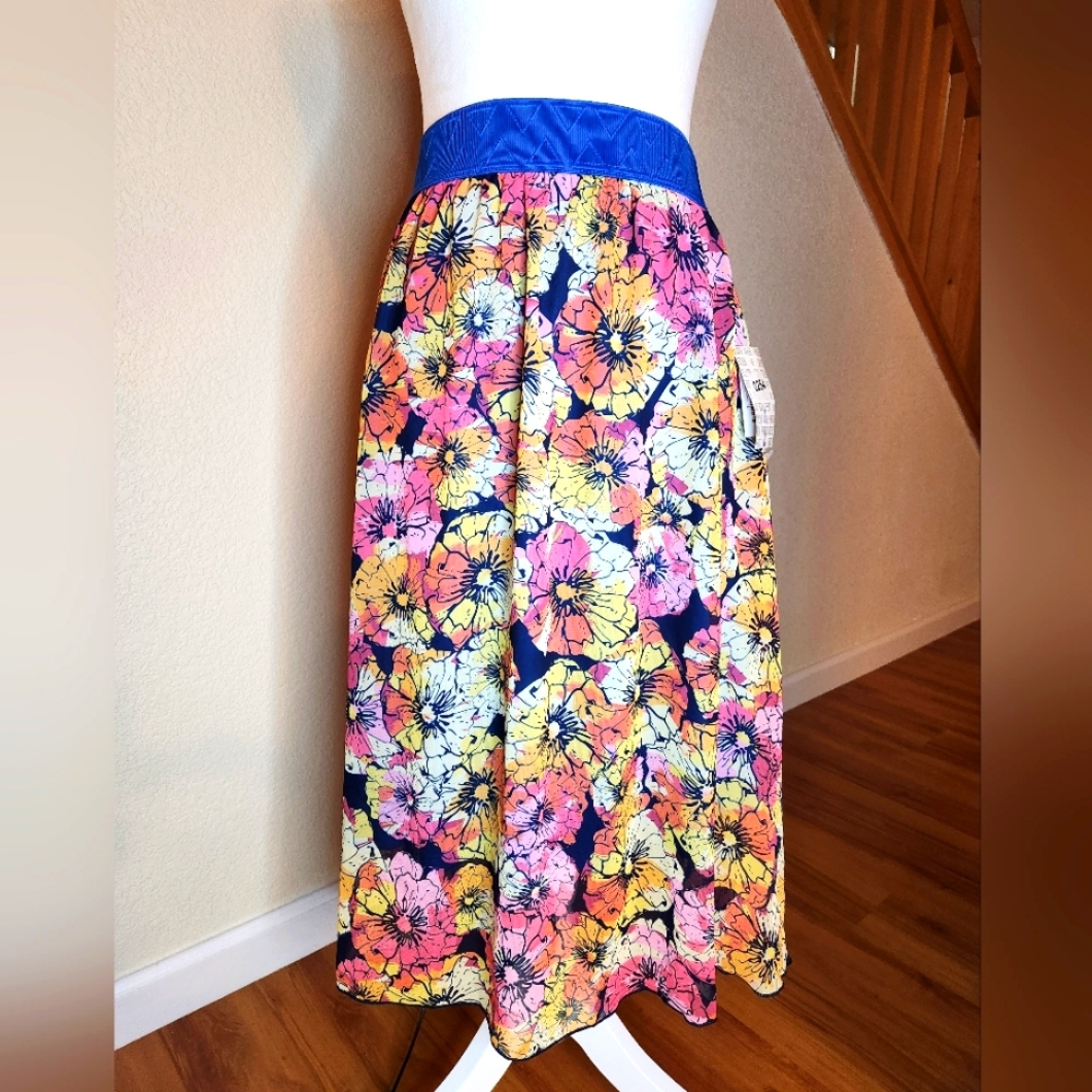 LULAROE Lola Skirt Layered Floral Large
